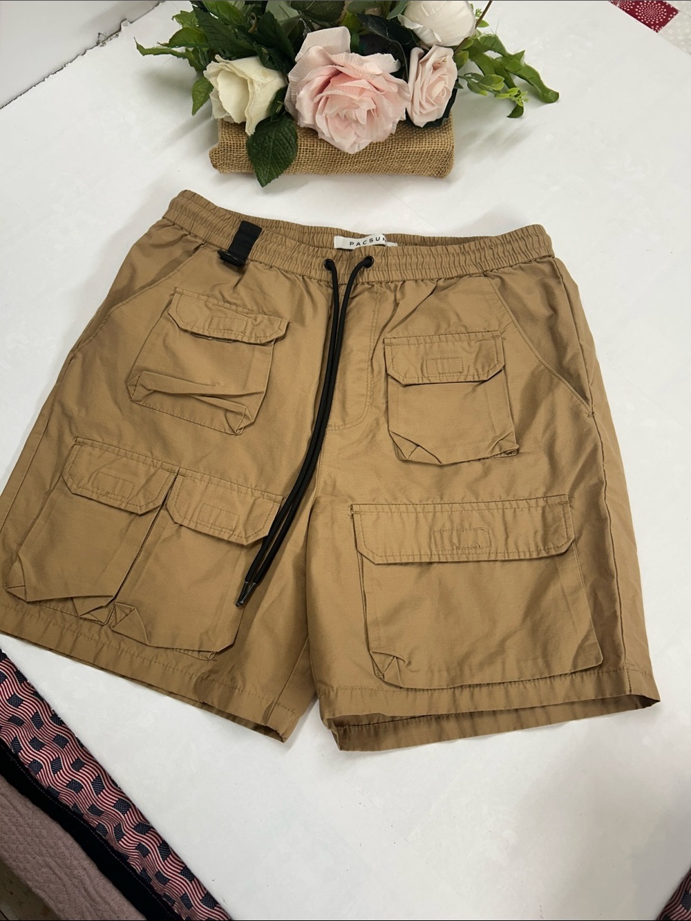 Men's Cargo Shorts in Khaki - Casual Utility Style